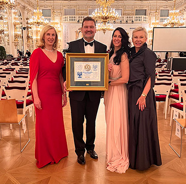 Best 100 Czech Companies Award
